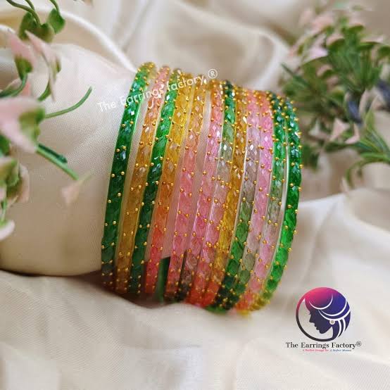 Bangle collection detail